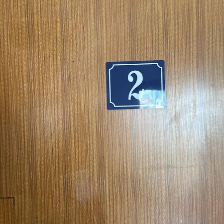 Unique Center Rooms, 150m From Chabad Lubavitch Daire