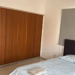 דירה Unique Center Rooms, 150m From Chabad Lubavitch *