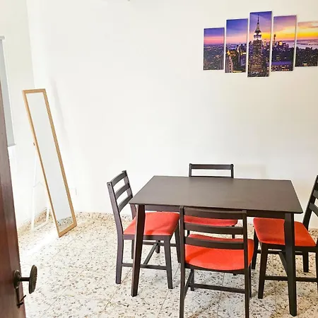 Unique Center Rooms, 150m From Chabad Lubavitch *
